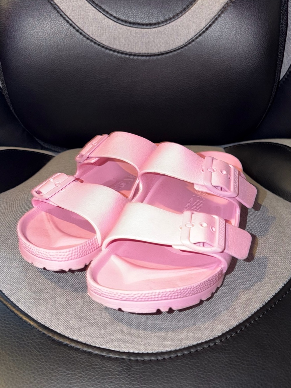 Birkenstock Arizona EVA Sandals Pink Size 37 EUC